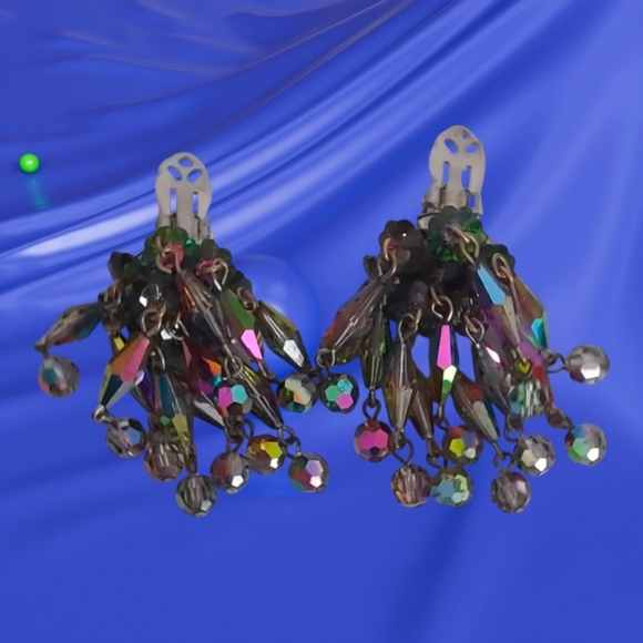 Cha Cha Earrings, Sparkling Rainbow Cluster Dangle Clip on Earrings MCM - Picture 4 of 6